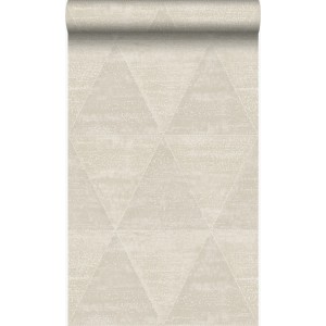Beige Vliestapete mit verwitterten Metalldreiecken und feinen Punktlinien. Dekorative Tapete für Industrial Chic.