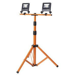 Osram LED-Arbeitslicht Tripod mit zwei dunkelgrauen 20W Strahlern auf orangefarbenem, höhenverstellbarem Stativ.