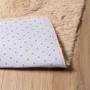 Beiger Shaggy Hochflorteppich NAVARRA, Unterseite mit rutschfesten Noppen auf Holzboden. Aus Polyester, 60x100 cm.