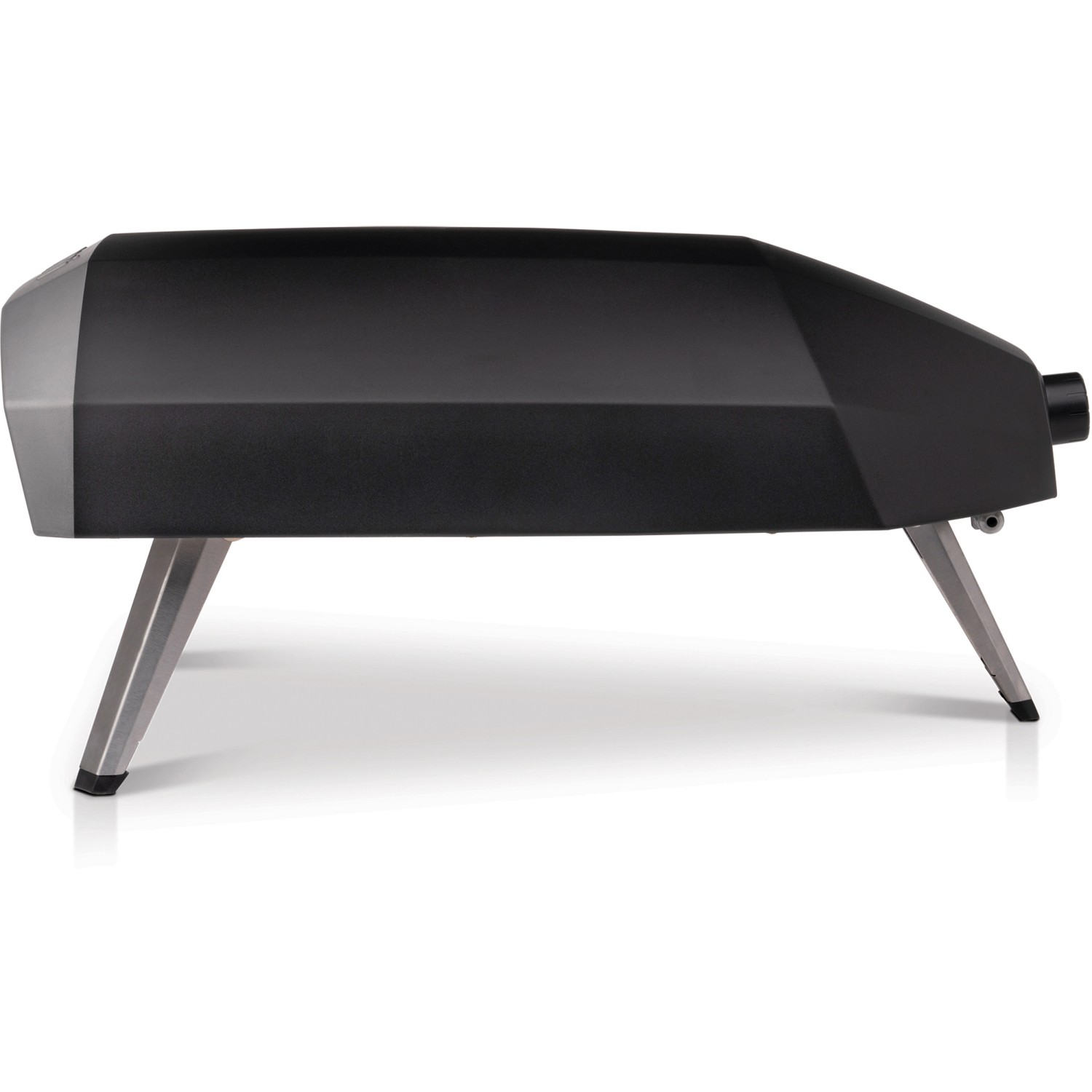Ooni Koda 12 Gas-Pizzaofen, schwarzer Outdoor-Pizzaofen mit silbernen Füßen.