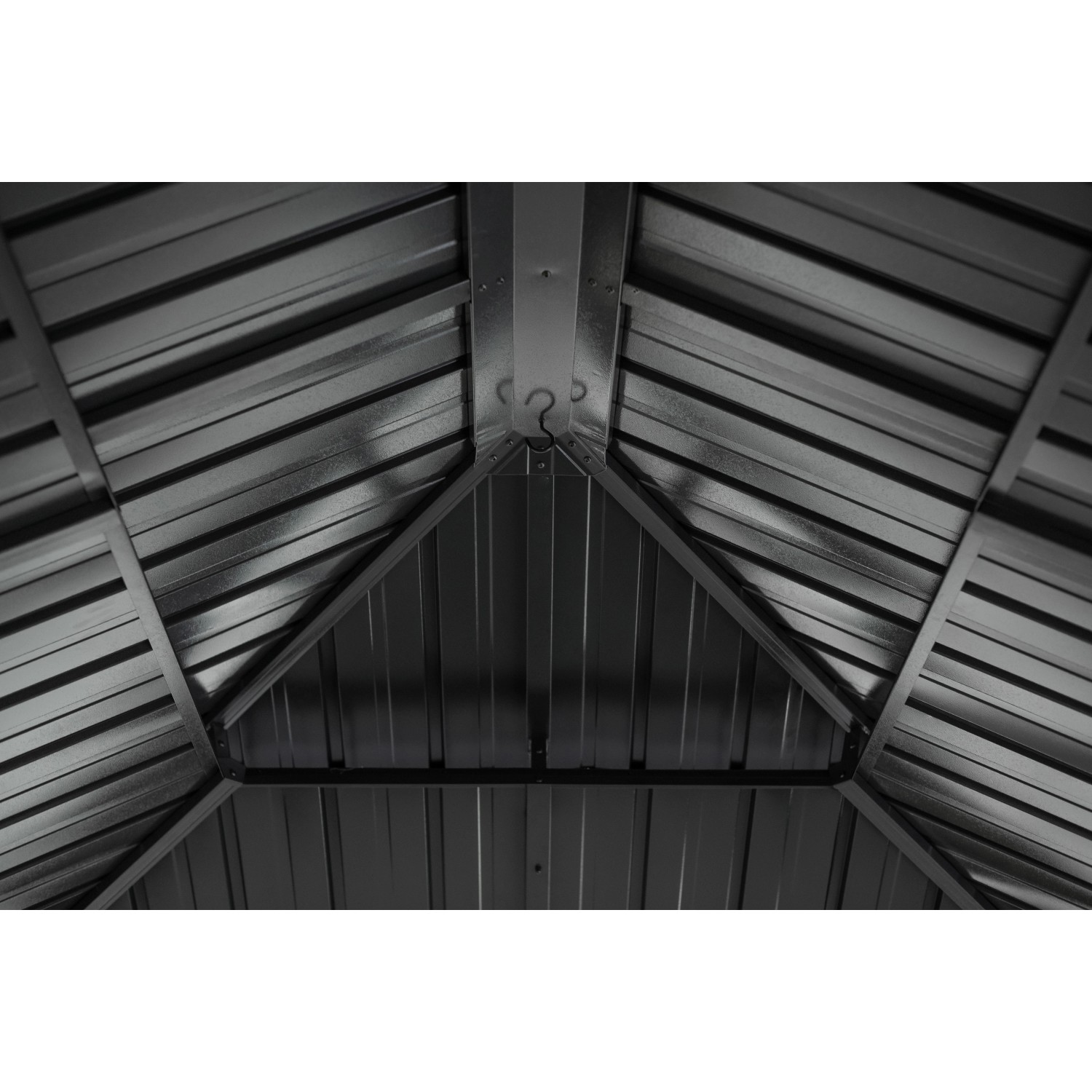 Innenansicht des Sojag Pavillon Fontana Dachs aus Stahl.