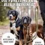 Grüne Rudelkönig Hundeleine Bella, 20mm breit, mit zwei Hunden und Person.
