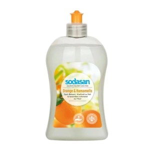 Sodasan Handspülmittel Orange & Hamamelis 500 ml in weißer Flasche mit orangefarbenem Spender. Für Geschirr, mild zur Haut.