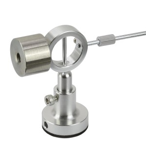 Dynavox Plattenspieler Mitlaufbesen aus Metall, Detailaufnahme.