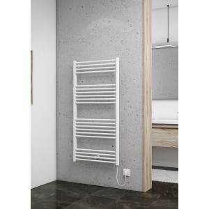 Schulte Handtuchwärmer, steckerfertig, 600 W, Alpinweiß, an grauer Wand im Badezimmer.