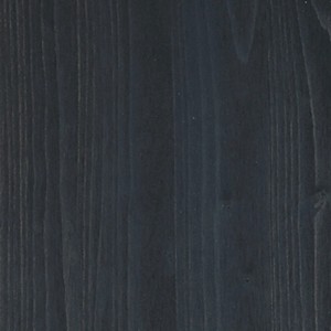 Holzoberfläche behandelt mit Biopin Fresh-Colorwachs Ebenholz, Detailansicht.