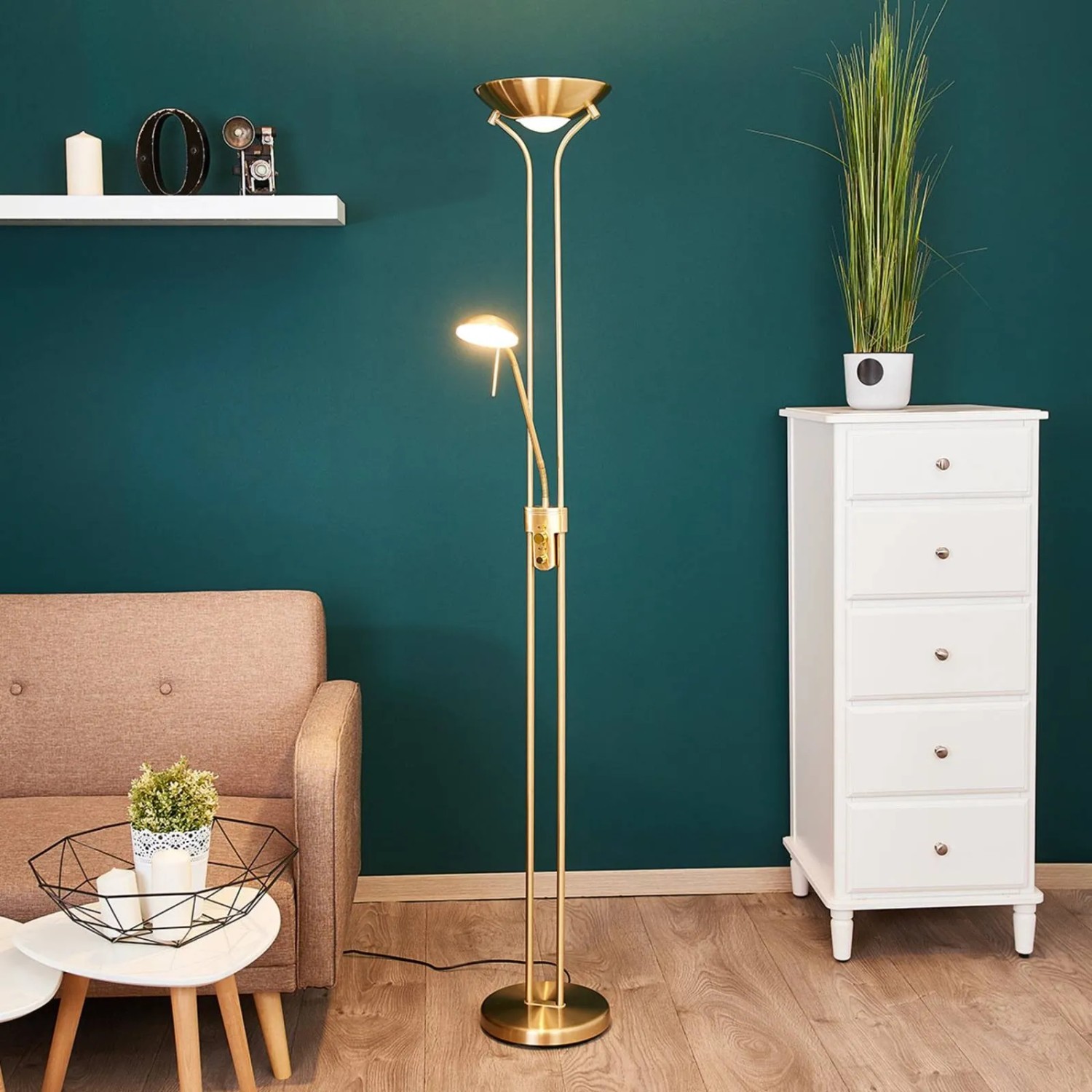 Lindby LED Stehlampe Josefin 9945234 Dimmbar Modern in Gold Messing aus Metall 2-flammig Wohnzimmerleuchte_2