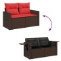 Braune 9-teilige Garten-Sofagarnitur aus Polyrattan mit roten Kissen und Stauraum.