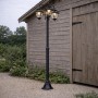 Schwarze QAZQA Außenlaterne Berta, 235cm hoch, mit 3 Leuchten. Klassische Gartenbeleuchtung.