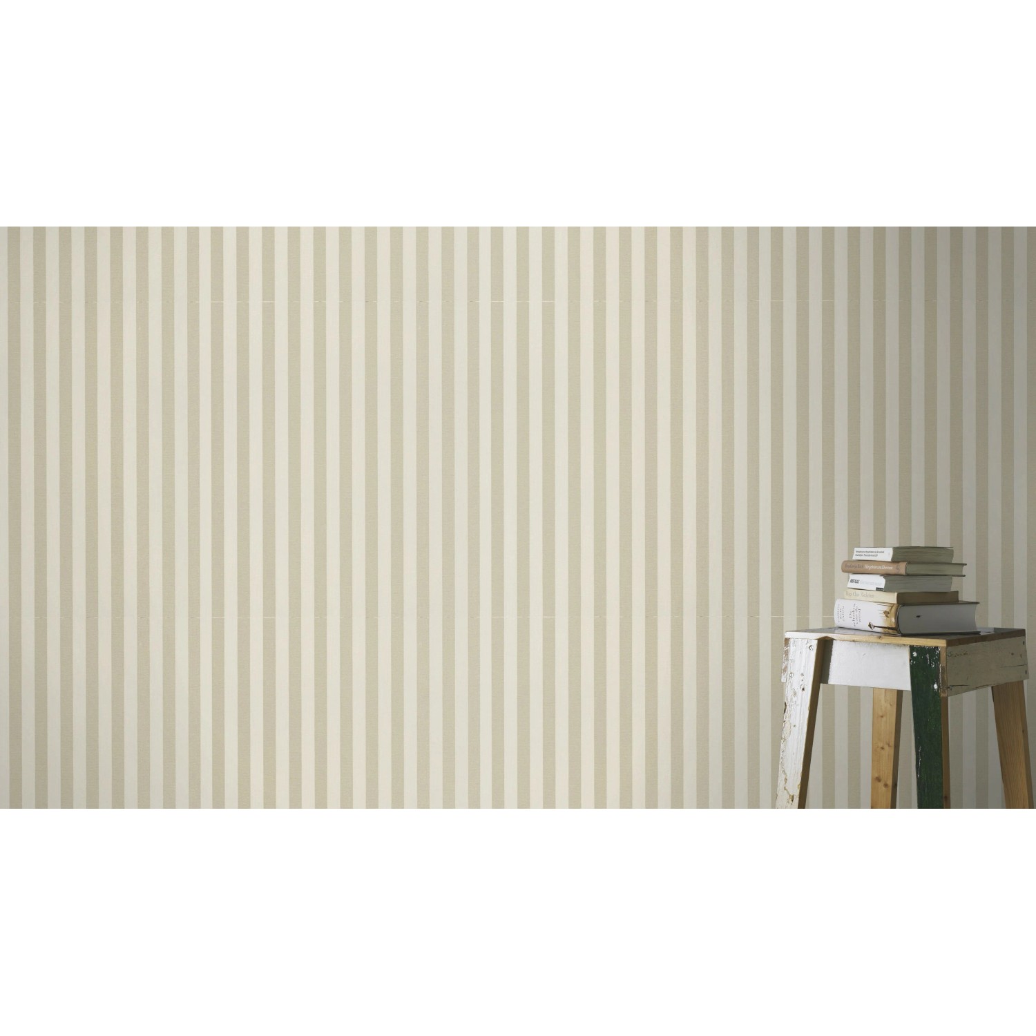 Rasch Vliestapete Trianon XIII, Streifen in Beige und Creme. Dekorative Tapete mit Stoffoptik.