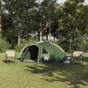 Grünes vidaXL Polyester Campingzelt auf einer Wiese, umgeben von Bäumen. Daneben stehen zwei Campingstühle und ein kleiner Tisch.