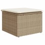 Beiger Gartenmöbel-Hocker aus Rattan mit cremefarbenem Kissen, Teil der vidaXL Sofagarnitur.