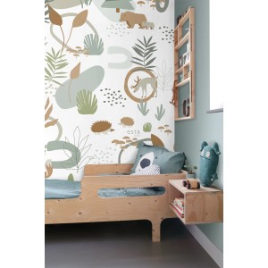 ESTAhome Fototapete Wald mit Tieren in Grau, Grün und Beige im Kinderzimmer.