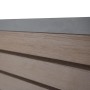 Detailansicht: GartenLand Rhombus WPC Zaun Kopenhagen, schokobraun mit Holzstruktur und anthrazitfarbenem Aluminiumprofil.