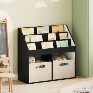 Schwarzes vidaXL Kinderregal (72,5x29,5x69cm) aus Holzwerkstoff mit Fächern und zwei Stoffboxen.