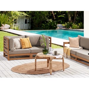 Beliani Gartensofa, helles Holz mit graubeigen Kissen, 75x150x72 cm. Modulares Möbelstück.