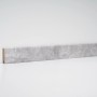 Sockelleiste Opal Wood, 58x19x2400 mm, MDF, mit integriertem Kabelkanal.