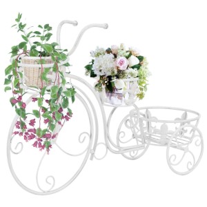 Antik-weiße Blumentreppe in Fahrradform aus Metall mit drei Haltern für Blumen und Pflanzen im Vintage-Stil.