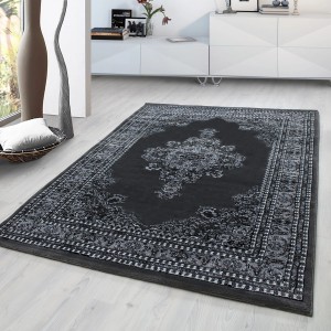 Grauer Ayyildiz Orientteppich Marrakesh (160x230 cm) mit orientalischem Muster in modernem Wohnraum.
