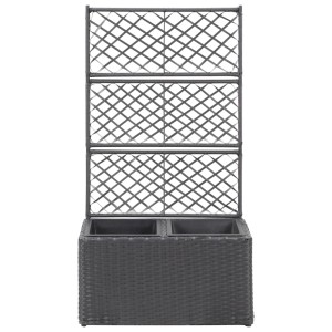 Schwarzes vidaXL Hochbeet mit Rankgitter und 2 Töpfen aus Poly Rattan.