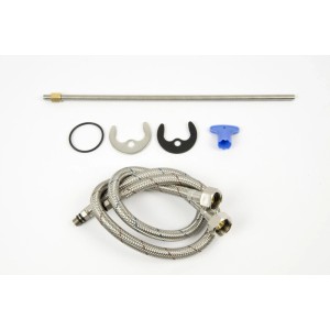 Installationskit für KOLMAN Küchenarmatur Einhebelmischer: flexible Anschlussschläuche, Gewindestange, Dichtung, Befestigung.