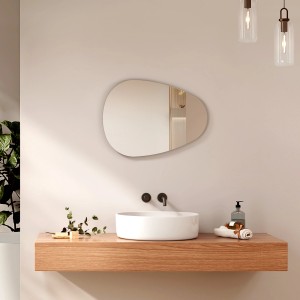 Emke Badspiegel Wassertropfenform, 45x60 cm, rahmenlos, explosionsgeschützt für moderne Badezimmer.