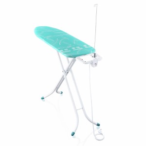 Leifheit Bügeltisch AirBoard M Compact Plus, türkiser Thermo-Reflect-Bezug, weiße Bügeleisenablage mit Steckdose.