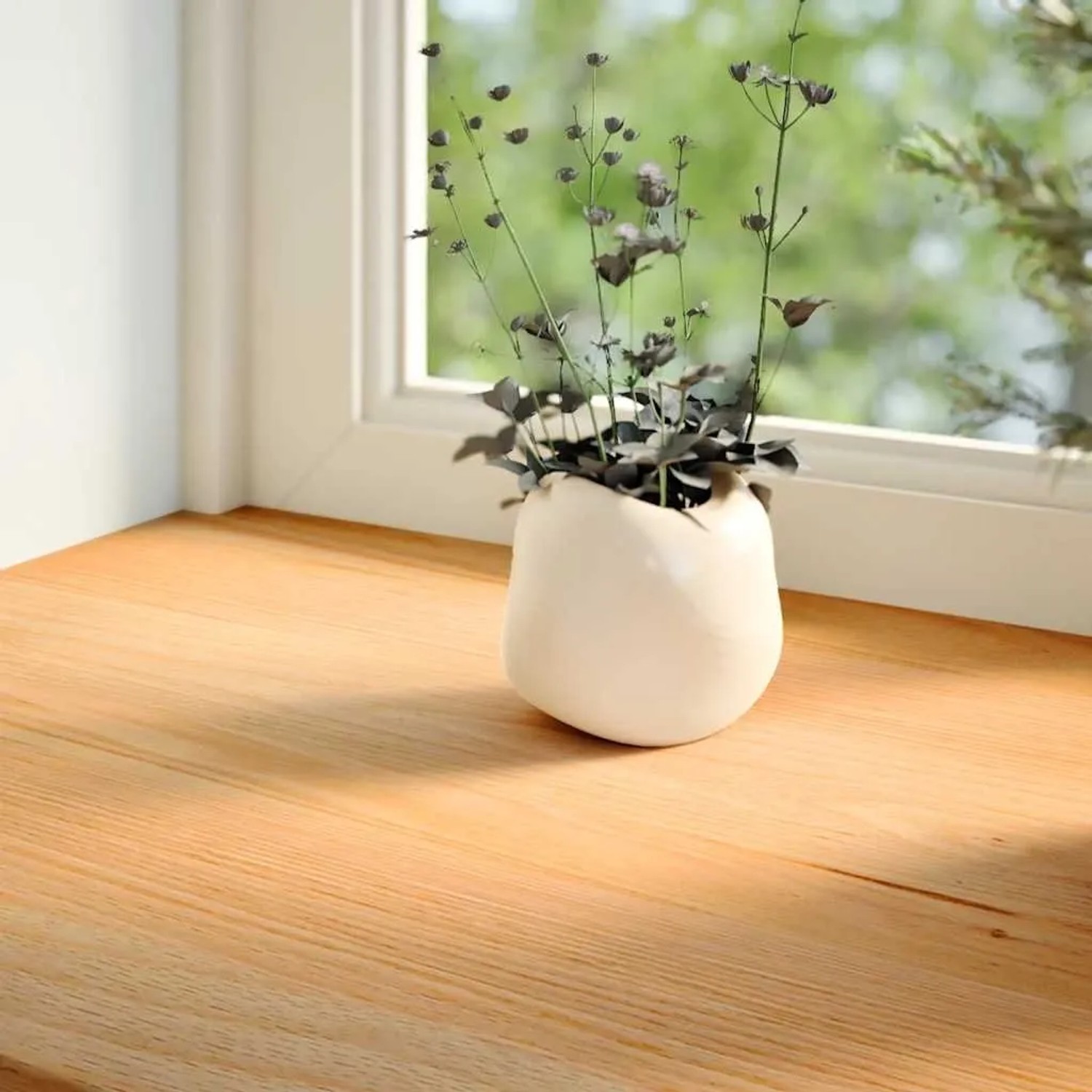 Helle Holz-Fensterbank mit Topfblume, Eiche massiv, 120x15 cm