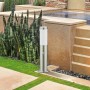 Moderne Lindby Außenleuchte Statius aus Edelstahl mit Bewegungsmelder für Garten und Terrasse.
