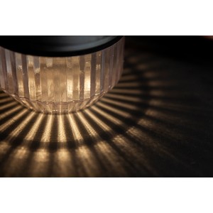 Lutec Diva Solar-Tischleuchte, 2er-Set, schwarz, mit geriffeltem Diffusor und warmem Lichtschein.