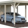 Palmako Carport Karl mit Geräteraum aus naturbelassenem Fichtenholz mit Auto.