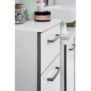 Pelipal Schwerin Bad-Hochschrank in Weiß, 30 cm breit, mit Schubladen und Griffen.