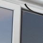 Weißes Doppelklettband (5 m, 2 Stk.) zur Befestigung von Insektenschutzrahmen am Fenster.