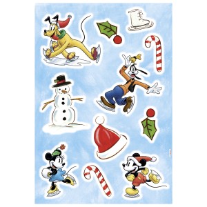 Komar Deko-Sticker "Mickey Ice Slide" (50x70cm) mit Mickey Mouse, Goofy, Pluto, Schneemann und Wintermotiven.