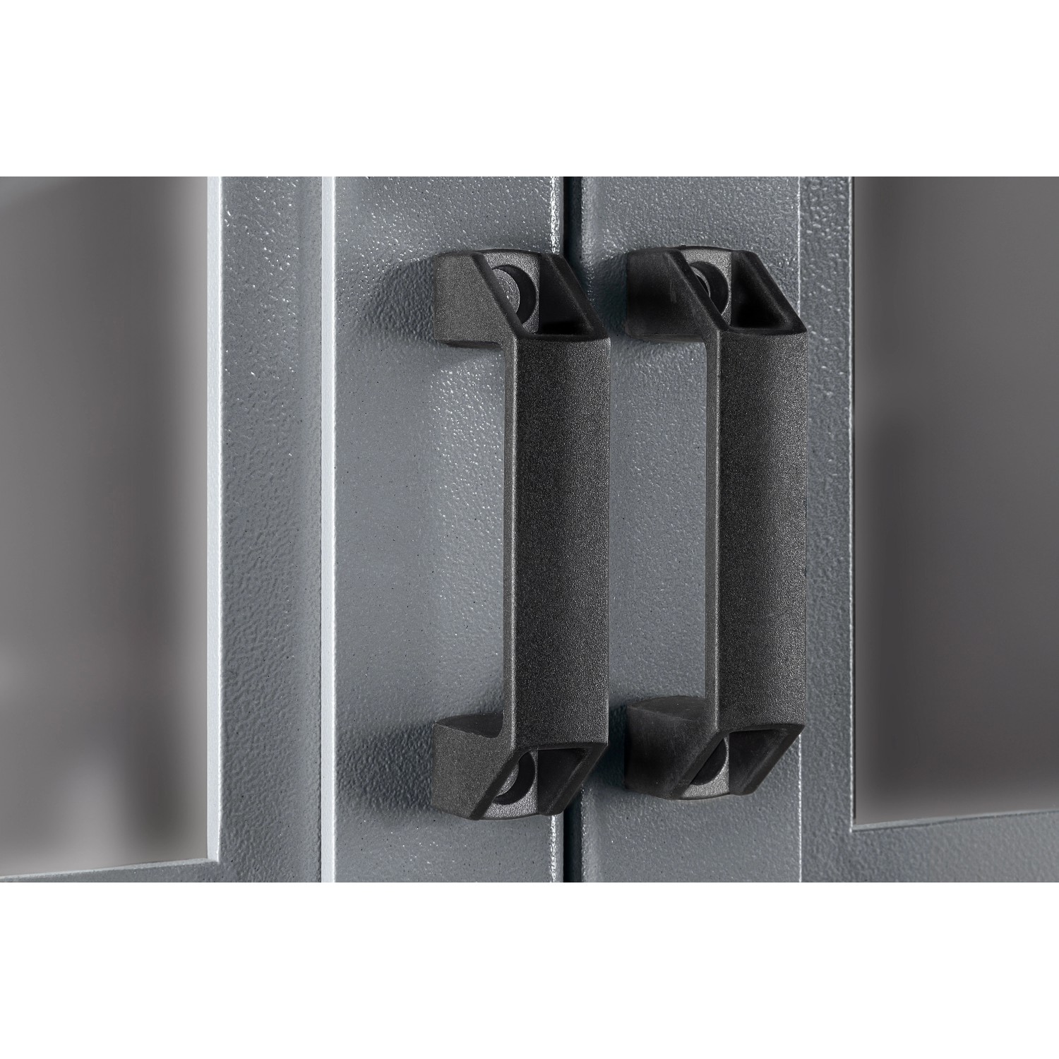 Detailaufnahme: Schwarze Griffe am Sojag Pavillon & Kalt-Wintergarten Olan 1014.