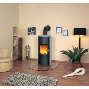 Hark Küchenofen Naturstein, 5 kW Kaminofen mit Automatik im Wohnraum.