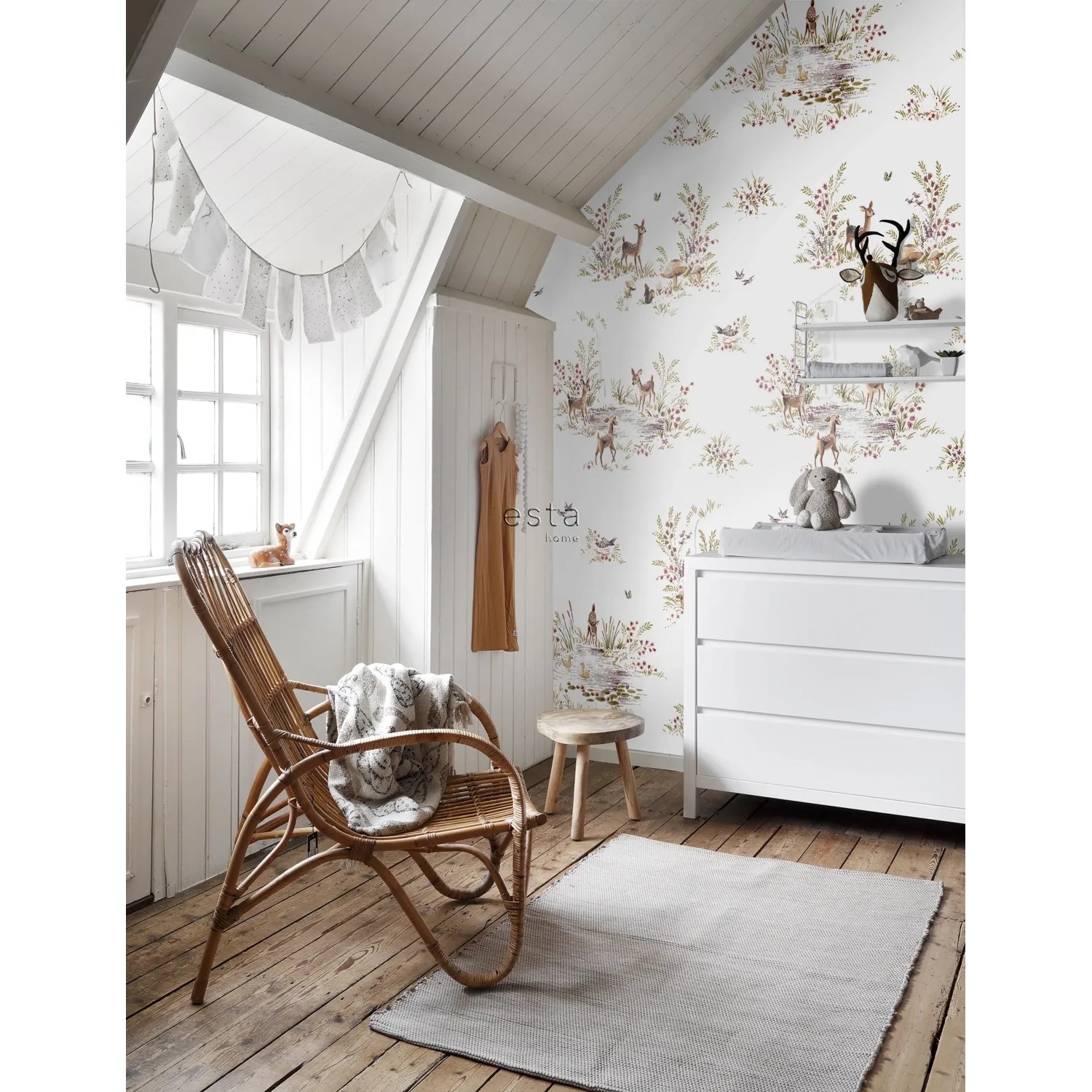 ESTAhome Fototapete Hirsche (Grün/Braun, 200x279cm) im Kinderzimmer.