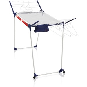 Leifheit Wäscheständer Pegasus 200 mit Zubehör: Trockner mit Rollen, Kleinteilehaltern und Kleiderbügeln.