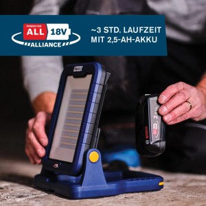 Akku LED-Arbeitsleuchte Rapid, 2400 Lumen, mit 18V Akku. Flexibel neigbar für optimale Ausleuchtung.