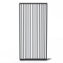 Anthrazitfarbene Weide Lamellenwand aus Aluminium für Weide Pergola, vertikale Ausrichtung.