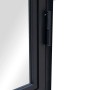 Detailaufnahme: Schwarze inova Loft Glastür mit Beschlag und Scharnier.