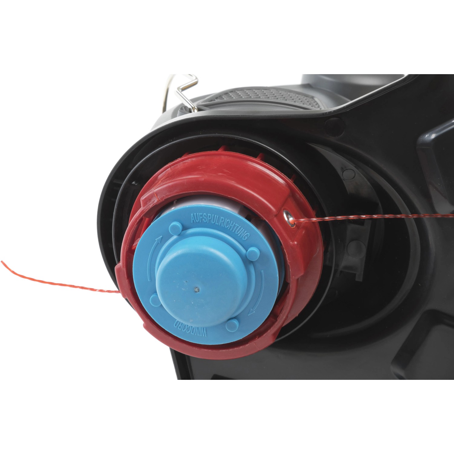 Detailaufnahme des Trimmerkopfs vom Stiga Elektro-Rasentrimmer GT 106c mit Doppelfadenspule.