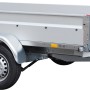 Stema Basic ST 2000-30-15.2 Autoanhänger, gebremst mit Doppelachse und silbernen Bordwänden.