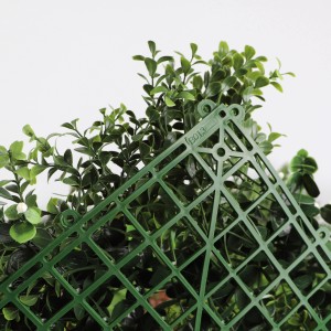 Primaflor Kunsthecke Jade, 100x100cm, Detailansicht der grünen Blätter und der Rückseite.