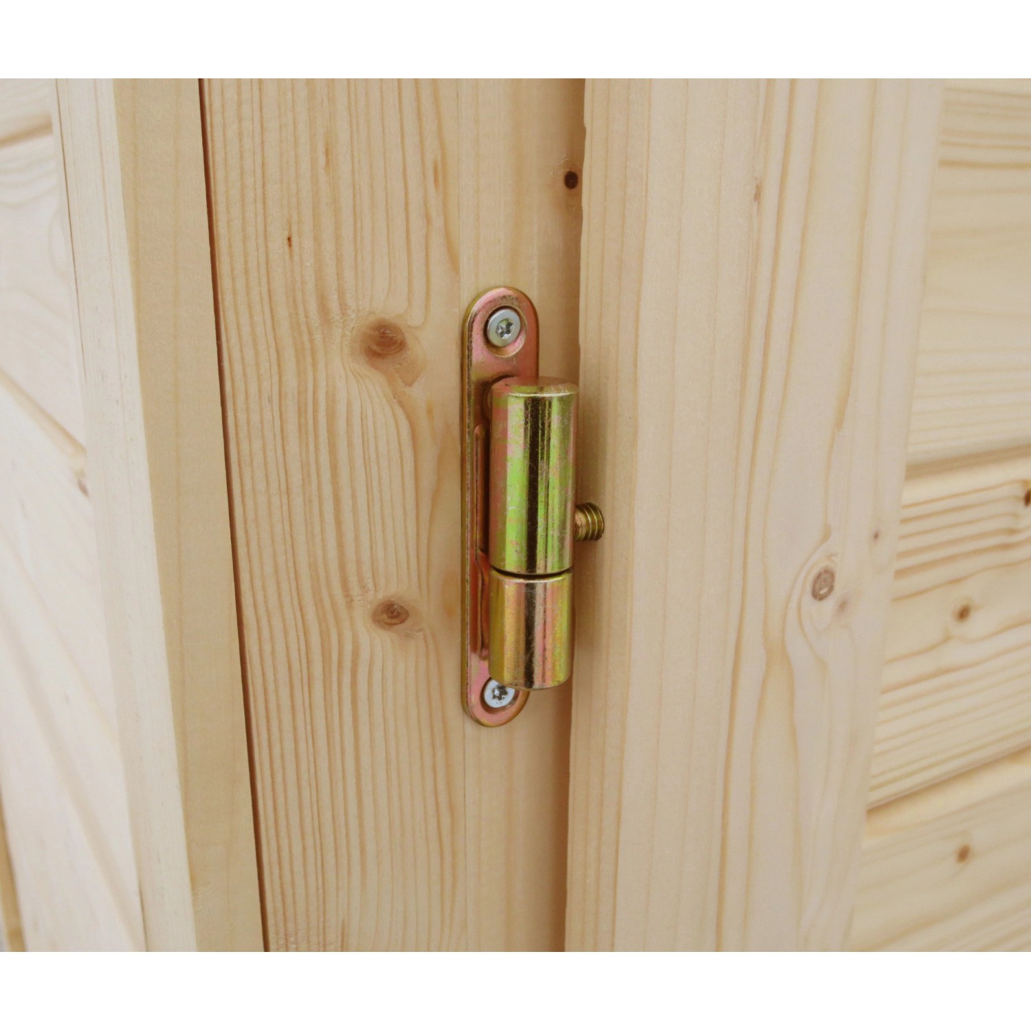 Detailaufnahme: Scharnier am Bertilo Gartenschrank Multibox 3 aus Holz.