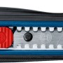 Bosch Professional Cuttermesser aus dem 2-teiligen Messer-Set, blau/schwarz mit rotem Schieber.