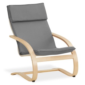 Grauer Relaxsessel mit hellem Holzgestell. Bequemer Loungesessel, gepolsterte Sitzfläche und Rückenlehne.
