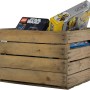 Holz-Allzweckkiste Vintage Kiefer (30x40x50cm) gefüllt mit Spielzeug.