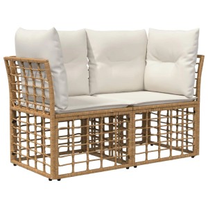 Modulare vidaXL Outdoor-Lounge aus naturfarbenem Poly-Rattan mit cremeweißen Sitz- und Rückenkissen.