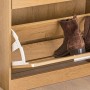 SoBuy Schuhkipper FSR137-N in Natur mit braunen Stiefeln. Schuhkommode mit zwei Klappen offen.